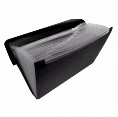 CARPETA ACORDEON 13 SEPARADORES NEGRO  CON GOMAS 02960410